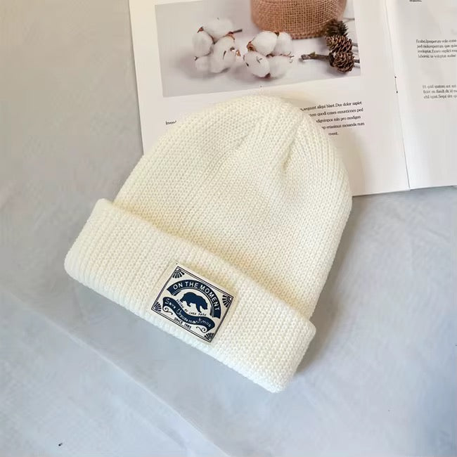 New unisex beaniesx10