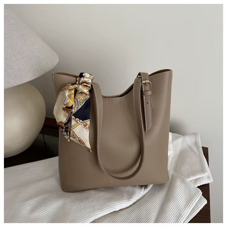 2025 summer retro simple PU large capacity bag