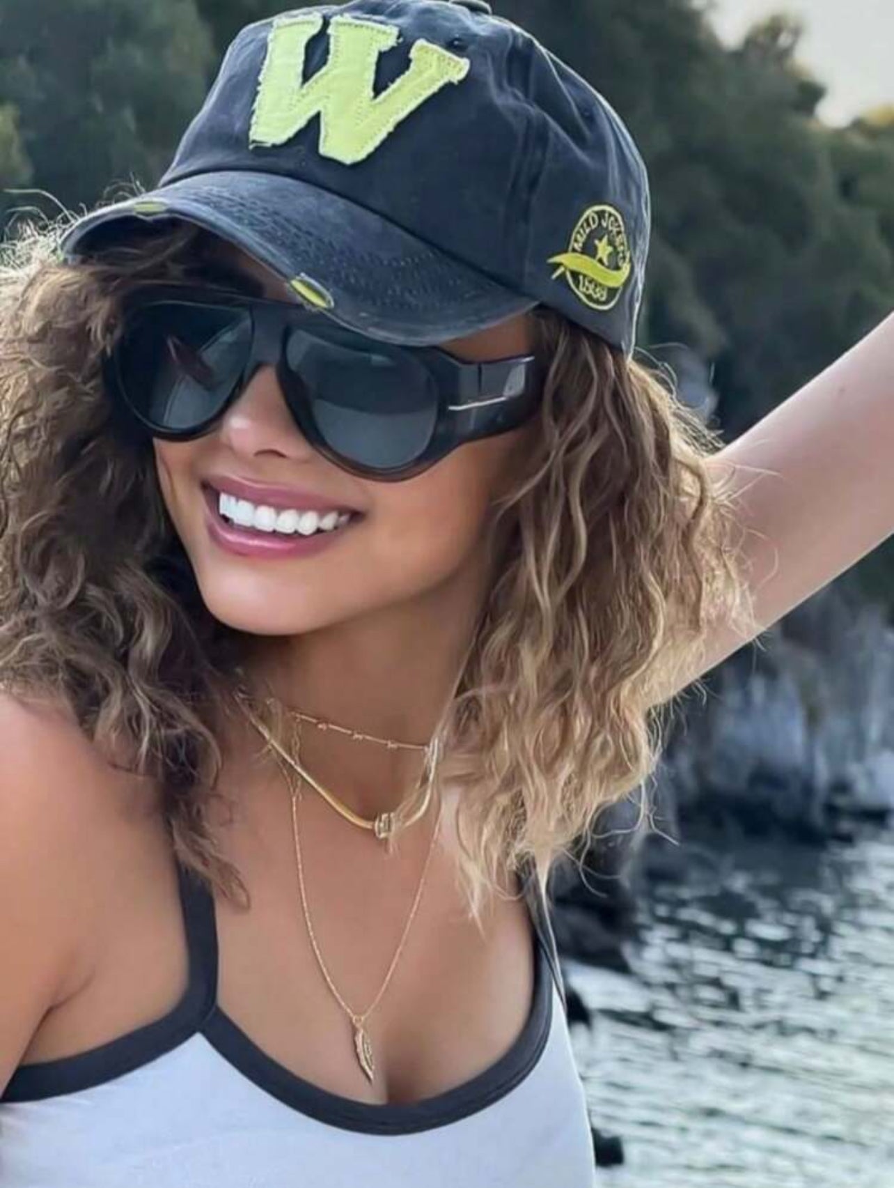 Big size overframed sunglasses