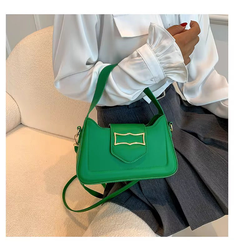 Mini shoulder bags