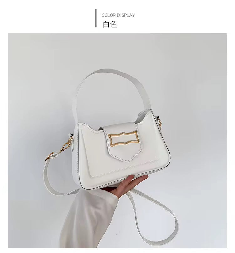 Mini shoulder bags