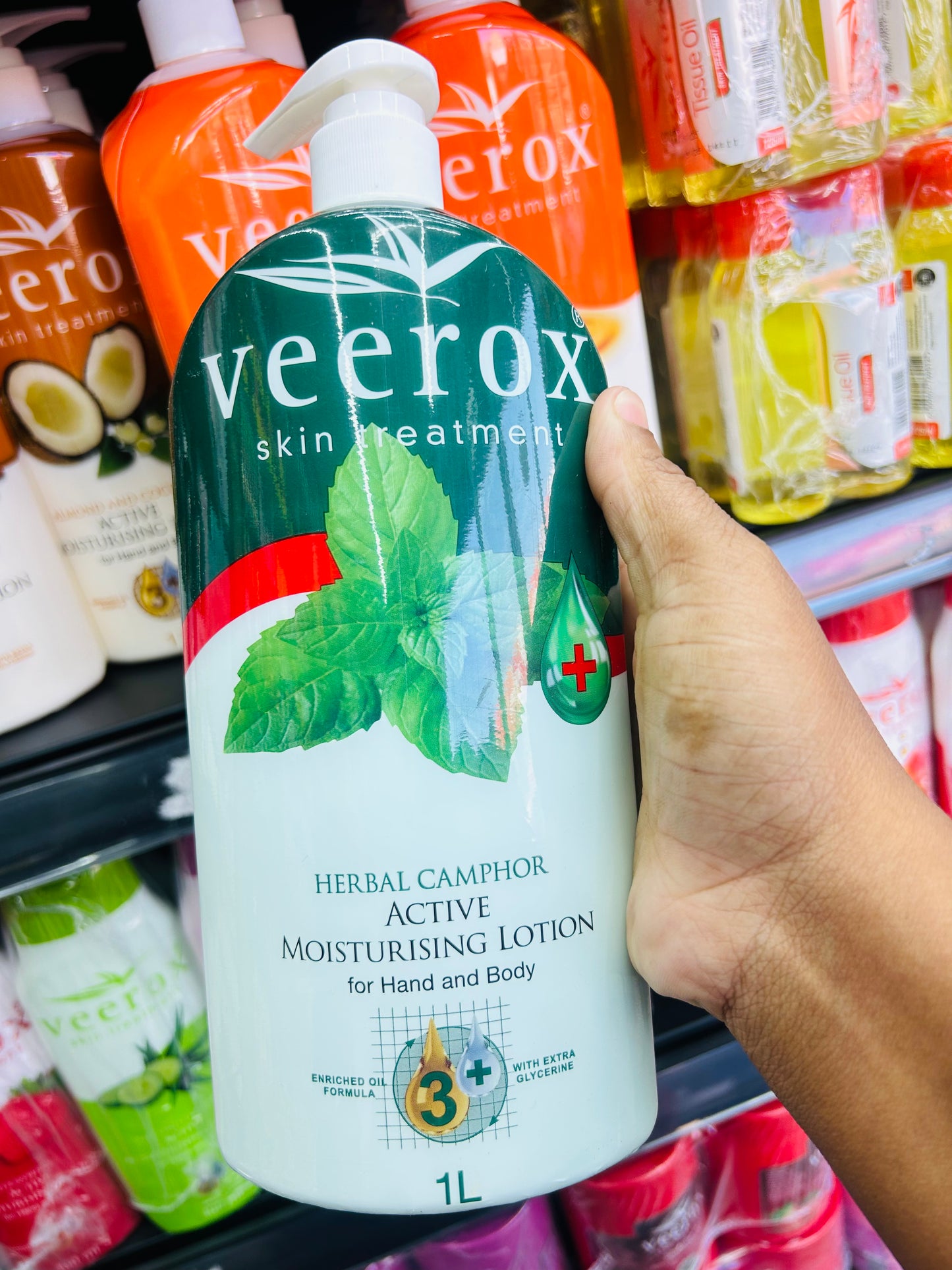 Veerox 1 litre body lotion