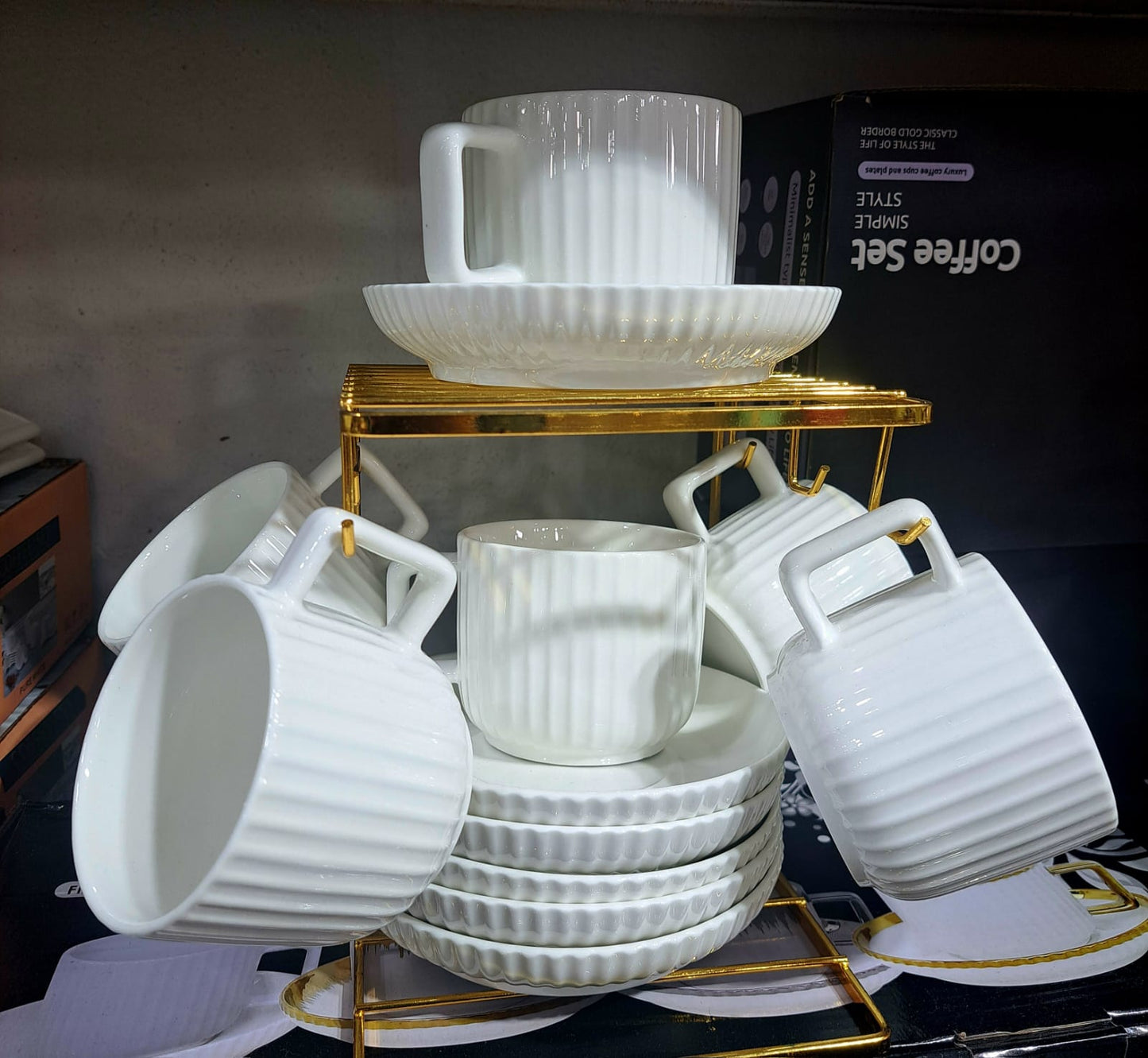 6 cups+ 6 saucers