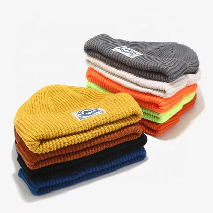 New unisex beaniesx10